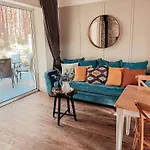 ヴィラ Zalia Kopa Pine Forest With Pool パランガ